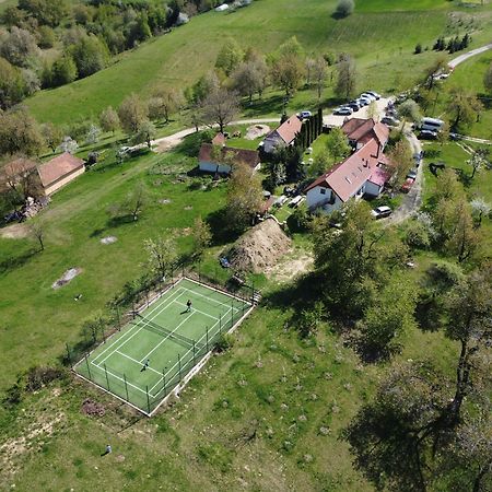 Socet Casa Vatra Sinteului - Cu Sala De Evenimente De Capacitate Mare - Se Inchiriaza Integralヴィラ エクステリア 写真