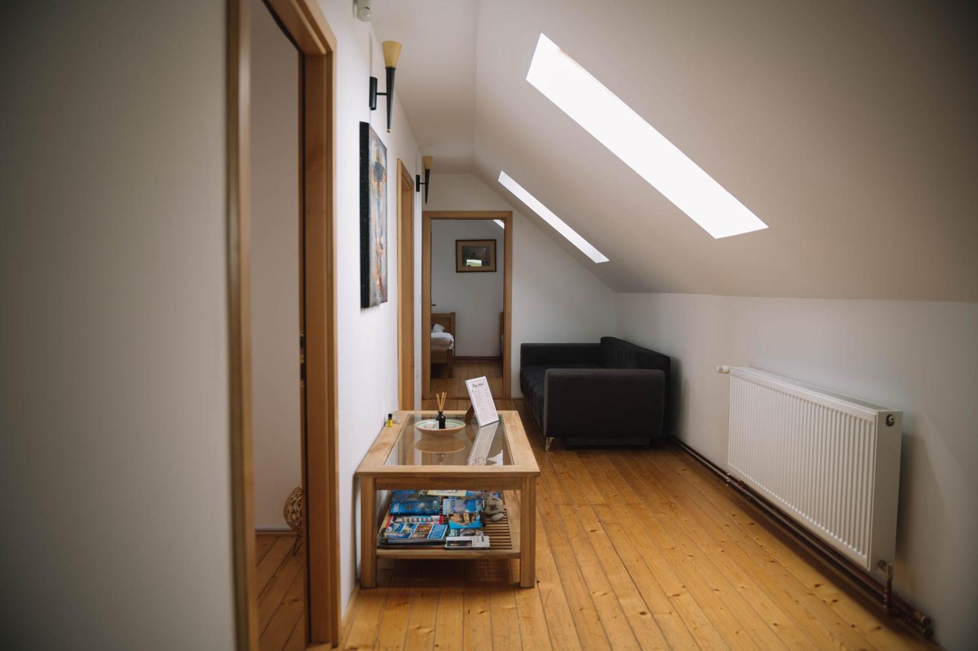 Socet Casa Vatra Sinteului - Cu Sala De Evenimente De Capacitate Mare - Se Inchiriaza Integralヴィラ エクステリア 写真
